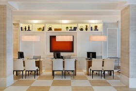 Windsor California Hotel