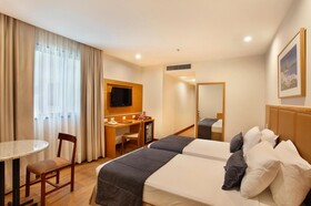 Windsor Excelsior