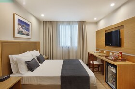 Windsor Excelsior