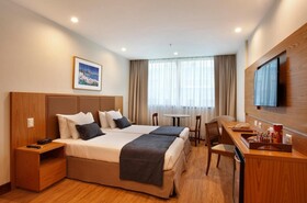 Windsor Excelsior