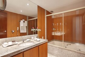 Windsor Excelsior