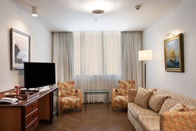 Windsor Excelsior