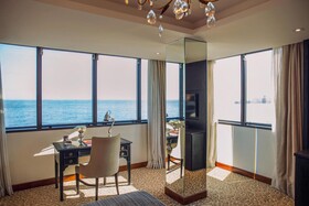 Windsor Excelsior