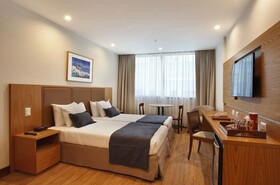 Windsor Excelsior