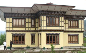 Nivvana Lodge & Homestay