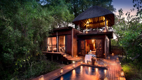 &Beyond Xudum Okavango Delta Lodge