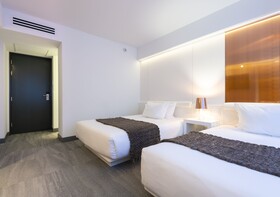 Hotel 45 by Director