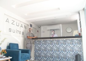 Azuán Suites By GEH Suites