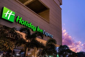 Holiday Inn Express Cartagena Manga
