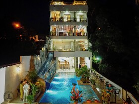 Honda Colonial Magdalena Resort