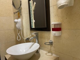 Hotel Bolivariana Plaza