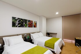Hotel Vivre