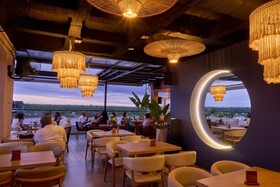 Kamaleb Farallones Hotel