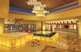 Dreams Onyx Resort & Spa