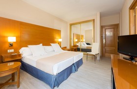 TRYP Ciudad de Alicante Hotel