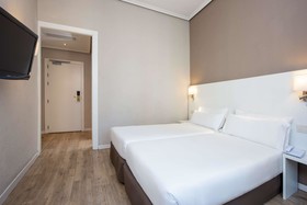 Hotel Madrid Gran Via 25, Affiliated by Meliá