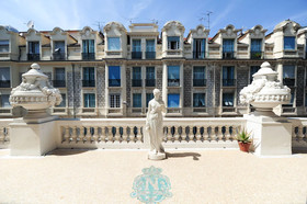 Residence Negresco by Five Stars Holiday House