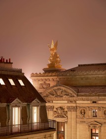 W Paris Opéra
