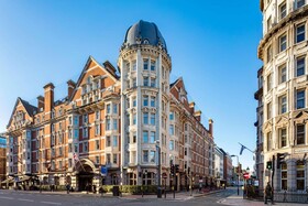 Radisson Blu Edwardian Bloomsbury Street Hotel, London