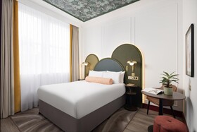 Holiday Inn Oxford Circus