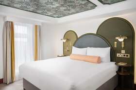 Holiday Inn Oxford Circus