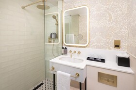 Holiday Inn Oxford Circus