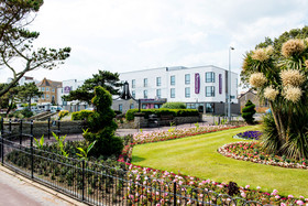 Clacton-On-Sea (Seafront) hotel