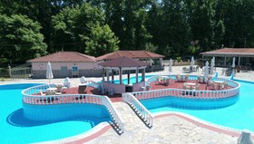 Sintrivanis Beach Hotel