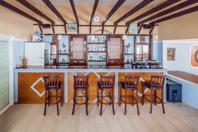 Sintrivanis Beach Hotel