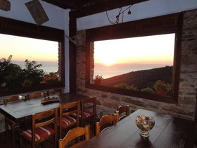 Sintrivanis Mountain Hostel