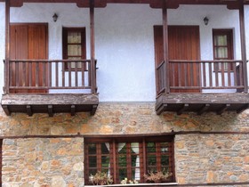 Sintrivanis Mountain Hostel