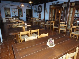 Sintrivanis Mountain Hostel