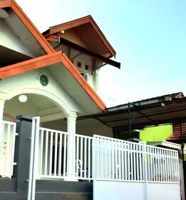 Almira Homestay Near Airport