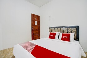 Pondok Amak Syariah By OYO