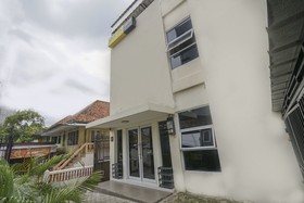 Kost 97 Syariah by OYO Rooms