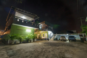 Note Hotel Syariah by OYO