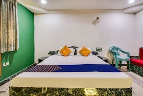 Hotel Green Valley by OYO Rooms