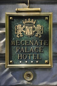 Mecenate Palace
