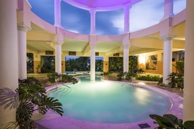 Grand Palladium - Lady Hamilton Resort & Jamaica Resort