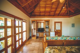 Ocean Cliff Hotel Negril Limited