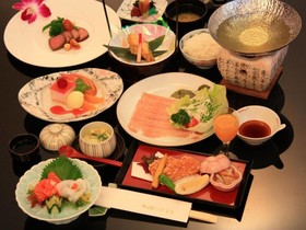 Takeo Century Hotel