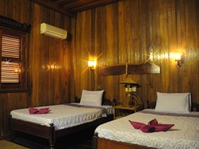 Big Lyna Villa