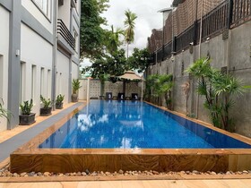 Nico's Hotel 2