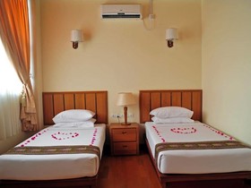 Tungapuri Hotel