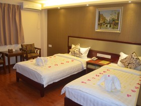 Good Luck Hotel