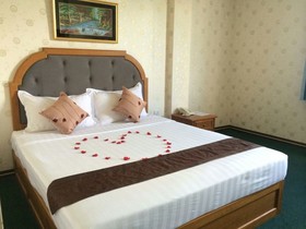 Hotel Glory