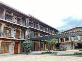 Hotel Mukul Na
