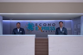 Econo Express Hotel
