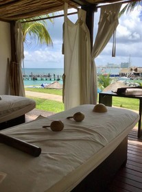 Hotel Faranda dos Playas Cancún