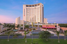 Krystal Urban Hotels Cancún Centro